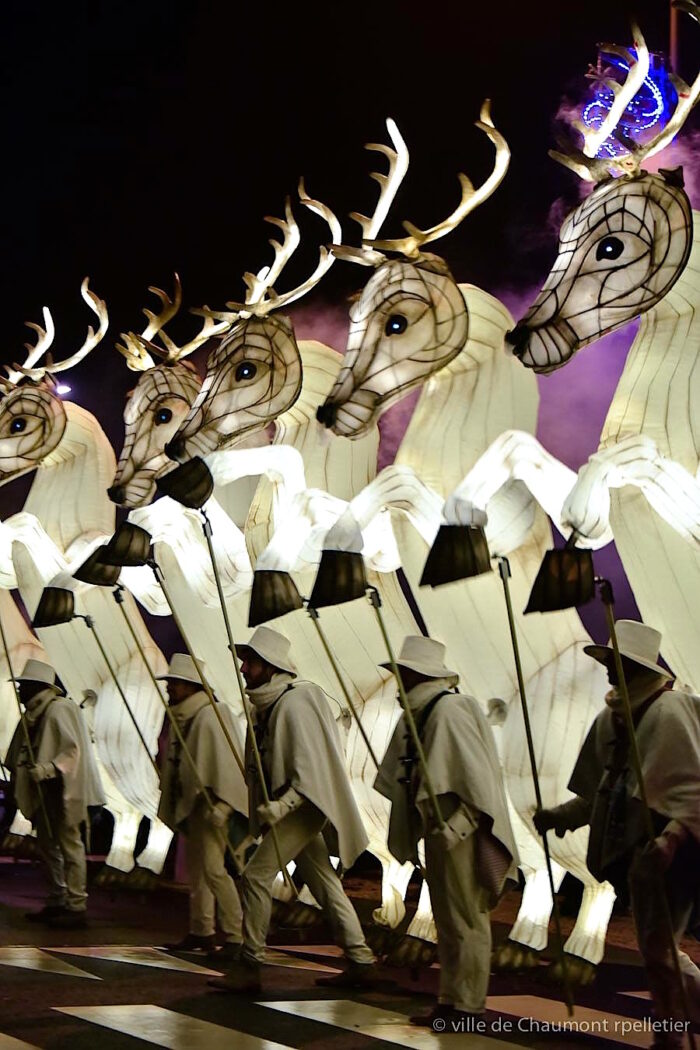 EL DESFILE DEL AMOR - Imagen 4