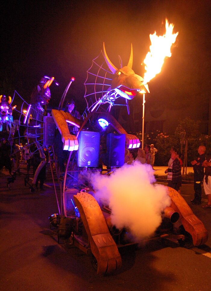 DEVIL DANCE - Imagen 6