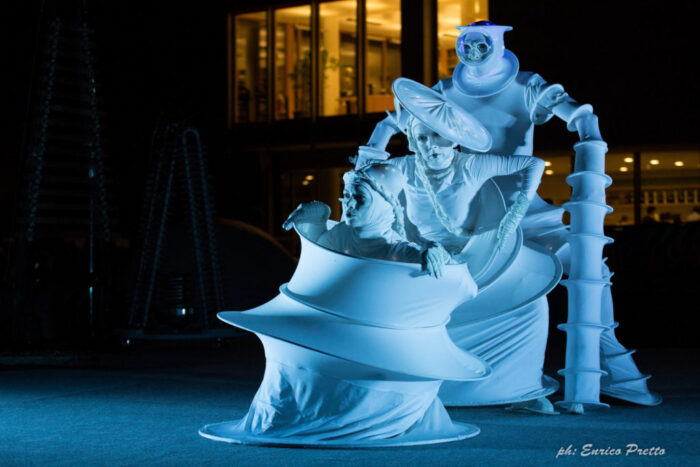 MOONLIGHT INVASION - Imagen 5