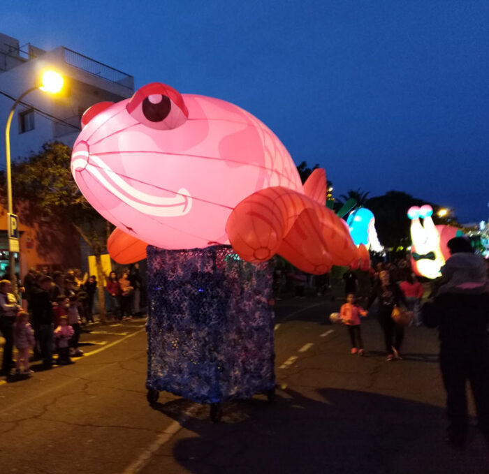 GIANT FISHES - Imagen 5