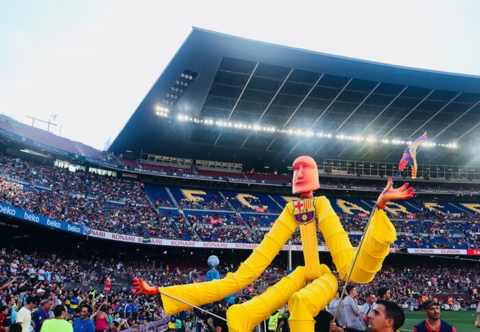 BIG PUPPETS - Imagen 4