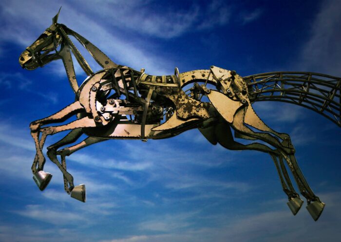 IRON HORSE - Imagen 4
