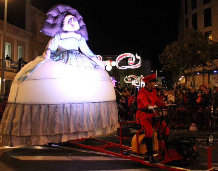 PASEO DE DAMAS - Imagen 5