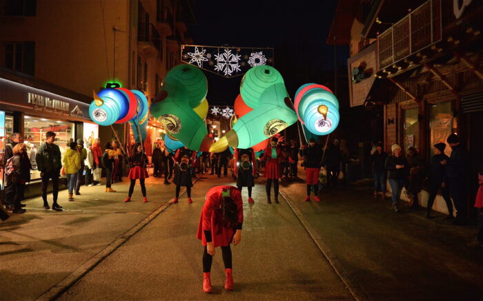 GIANT PUPPETS - Imagen 2