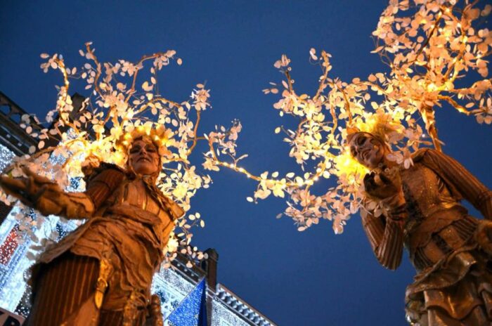 GOLDEN TREES - Imagen 2