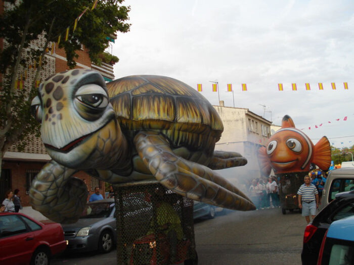 SIGUE NADANDO - Imagen 2