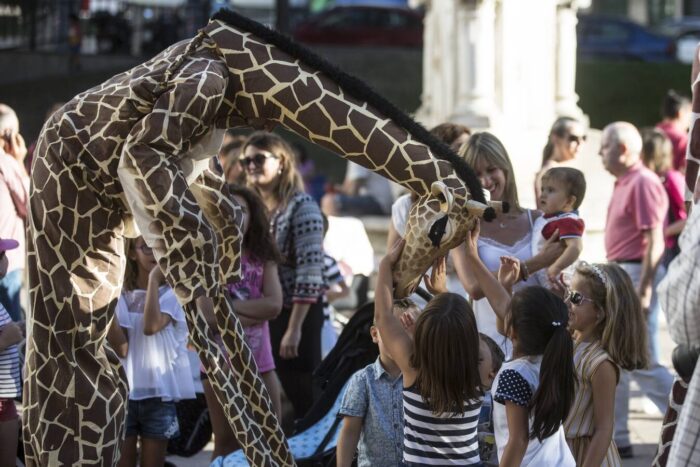 GIRAFFES - Imagen 6