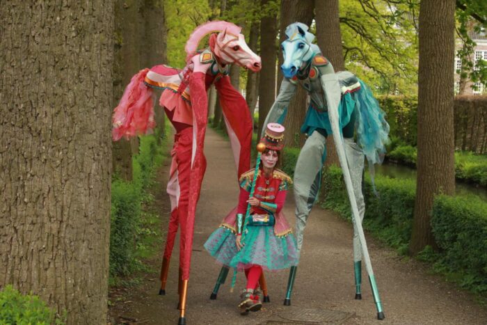 LULU EN DE PARADEPARDIES - Imagen 2